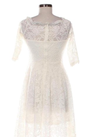 Ruha Unbranded, Méret M, Szín Fehér, Ár 10 049 Ft