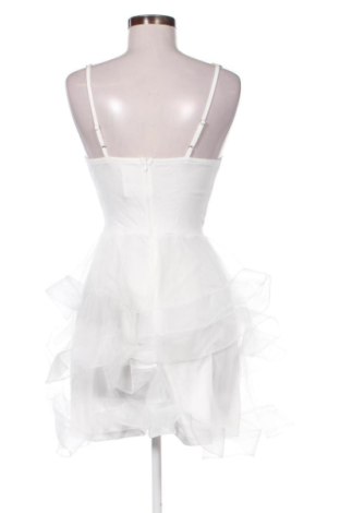 Kleid Unbranded, Größe M, Farbe Weiß, Preis 30,00 €