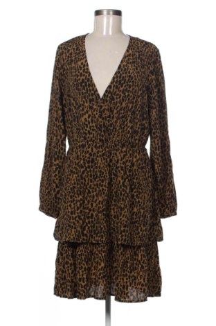 Kleid VILA, Größe M, Farbe Mehrfarbig, Preis 7,99 €, #136512633