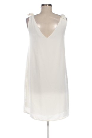 Kleid VILA, Größe M, Farbe Weiß, Preis 17,99 €