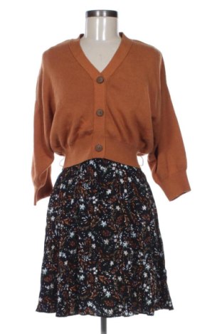 Sukienka Vero Moda, Rozmiar M, Kolor Kolorowy, Cena 75,02 zł, #136640844