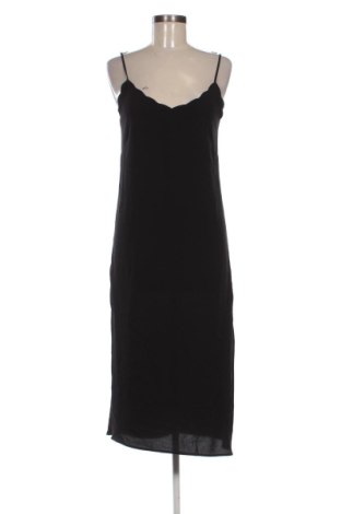 Kleid Yfl Reserved, Größe XS, Farbe Schwarz, Preis € 26,99