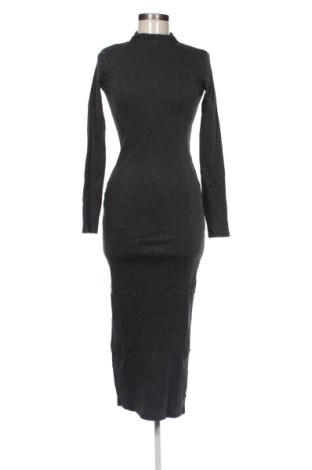 Sukienka Zara, Rozmiar S, Kolor Szary, Cena 91,09 zł, #136596890