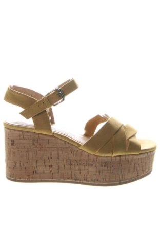 Sandale H&M, Mărime 36, Culoare Galben, Preț 115,06 Lei, #136647352