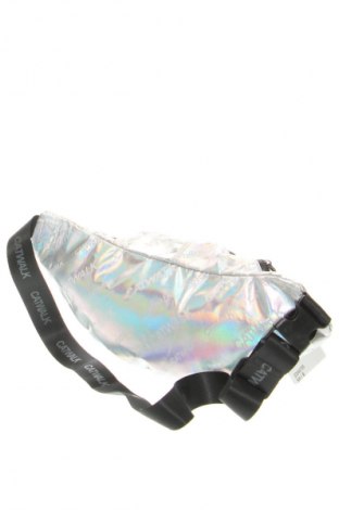 Ledvinka  Catwalk, Barva Stříbrná, Cena  279,00 Kč