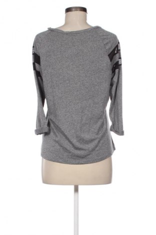 Dámská halenka H&M Divided, Velikost M, Barva Vícebarevné, Cena  69,00 Kč