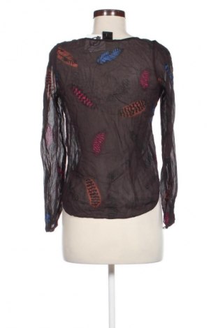 Γυναικεία μπλούζα In Wear, Μέγεθος S, Χρώμα Πολύχρωμο, Τιμή 3,99 €