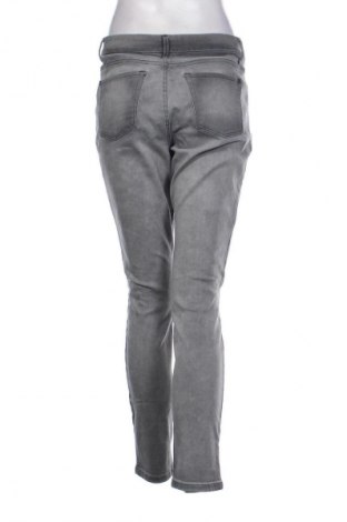 Dámske džínsy  Cambio, Veľkosť M, Farba Sivá, Cena  14,95 €