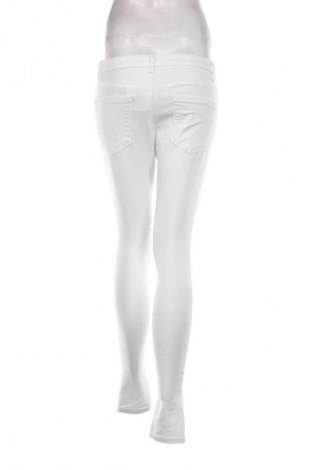 Női farmernadrág Clockhouse, Méret M, Szín Fehér, Ár 1 909 Ft