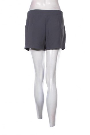 Damen Shorts Forever 21, Größe M, Farbe Grün, Preis € 2,99