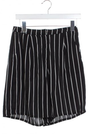 Damen Shorts Glamorous, Größe XS, Farbe Mehrfarbig, Preis € 4,99