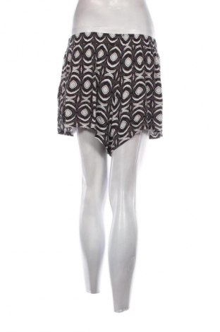 Dámské kraťasy  H&M, Velikost M, Barva Vícebarevné, Cena  49,00 Kč