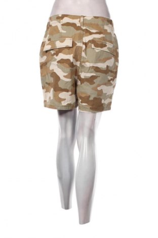 Dámské kraťasy  H&M Divided, Velikost L, Barva Vícebarevné, Cena  89,00 Kč