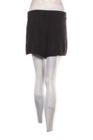Дамски къс панталон ONLY, Размер M, Цвят Черен, Цена 2,04 €