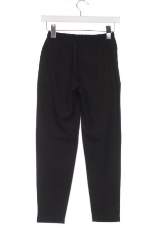 Γυναικείο παντελόνι Bershka, Μέγεθος XS, Χρώμα Μαύρο, Τιμή 6,99 €