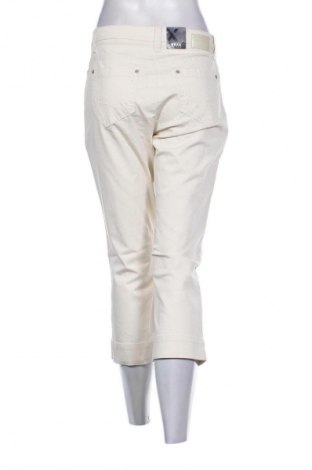 Γυναικείο παντελόνι Brax, Μέγεθος S, Χρώμα Εκρού, Τιμή 5,99 €