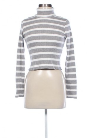 Damski sweter Bershka, Rozmiar L, Kolor Kolorowy, Cena 33,99 zł