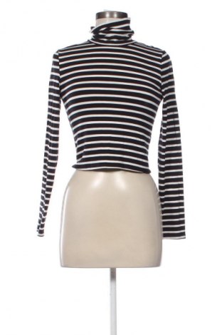 Damski golf Bershka, Rozmiar M, Kolor Kolorowy, Cena 38,99 zł