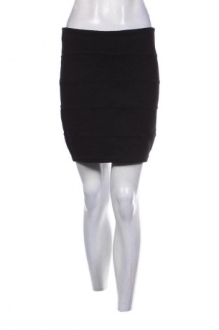 Пола Amisu, Размер S, Цвят Черен, Цена 2,04 €