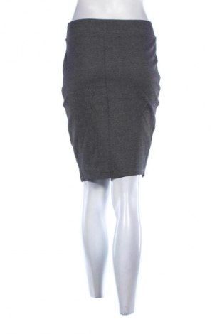 Пола Amisu, Размер S, Цвят Многоцветен, Цена 2,04 €