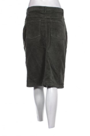 Пола Beloved, Размер M, Цвят Зелен, Цена 8,18 €