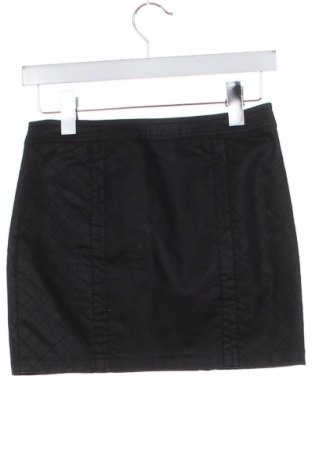 Пола Clockhouse, Размер XS, Цвят Черен, Цена 3,57 €