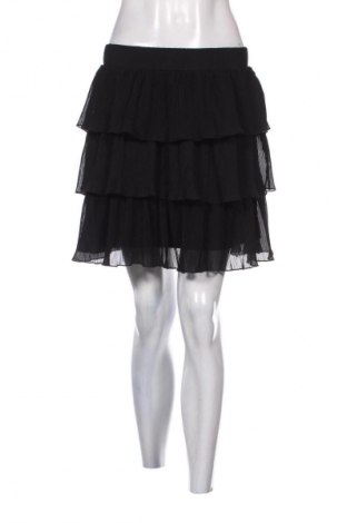 Пола Clockhouse, Размер S, Цвят Черен, Цена 2,04 €