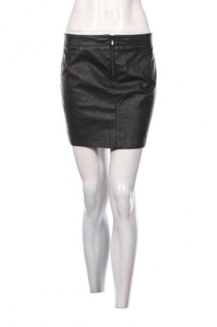 Пола Edc By Esprit, Размер M, Цвят Черен, Цена 2,55 €