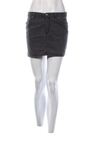 Пола H&M, Размер S, Цвят Сив, Цена 2,55 €