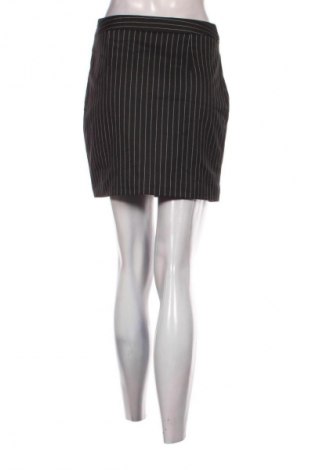 Пола H&M Divided, Размер M, Цвят Многоцветен, Цена 2,04 €