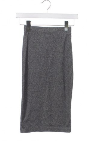 Пола H&M Divided, Размер XS, Цвят Сив, Цена 2,04 €