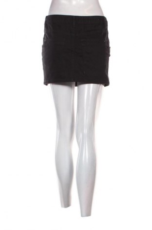 Sukně H&M Divided, Velikost S, Barva Černá, Cena  49,00 Kč