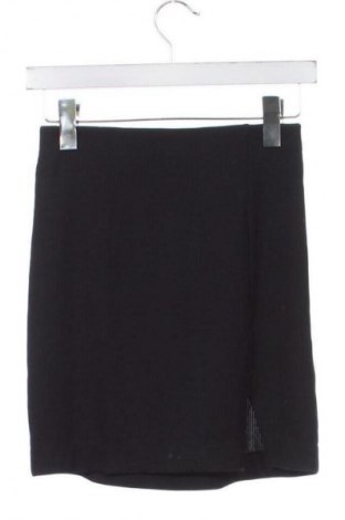 Пола H&M Divided, Размер XS, Цвят Черен, Цена 2,04 €