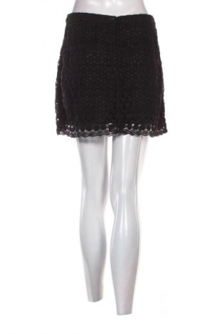 Пола H&M Divided, Размер M, Цвят Черен, Цена 2,04 €