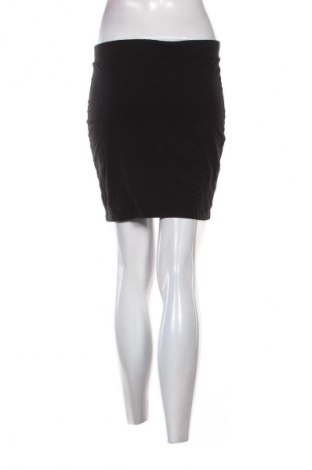 Пола H&M Divided, Размер S, Цвят Черен, Цена 2,04 €