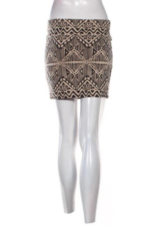 Пола Ice Fashion, Размер S, Цвят Многоцветен, Цена 2,04 €