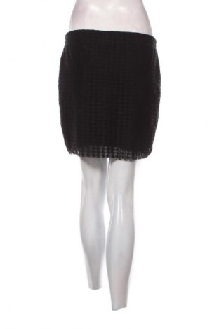 Пола Janina, Размер M, Цвят Черен, Цена 2,04 €