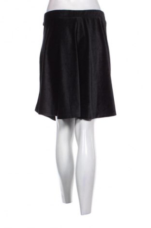 Пола Janina, Размер XL, Цвят Черен, Цена 3,06 €