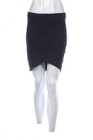 Пола Miss Selfridge, Размер S, Цвят Черен, Цена 2,04 €