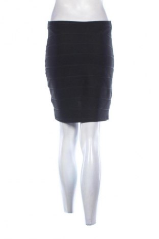 Пола Miss Selfridge, Размер S, Цвят Черен, Цена 2,04 €