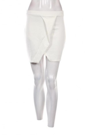 Пола Missguided, Размер S, Цвят Бял, Цена 2,04 €