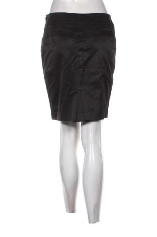 Пола Orsay, Размер S, Цвят Черен, Цена 2,04 €