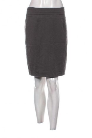 Пола Orsay, Размер M, Цвят Черен, Цена 2,04 €