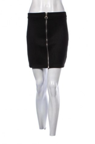 Пола Piazza Italia, Размер S, Цвят Черен, Цена 2,04 €