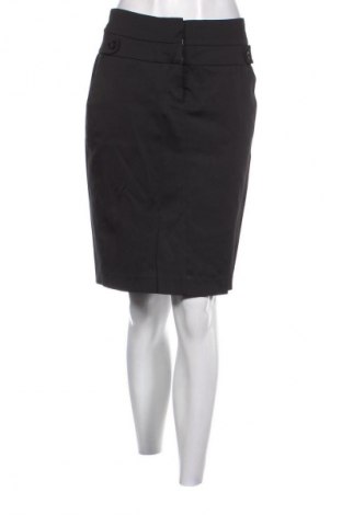 Пола Reserved, Размер S, Цвят Черен, Цена 4,09 €