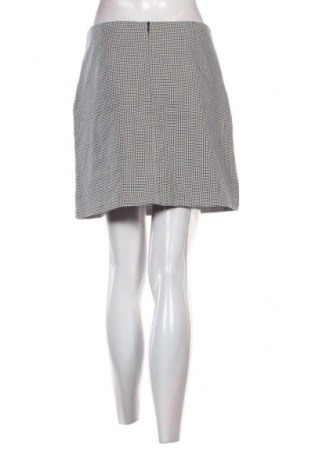 Пола Reserved, Размер M, Цвят Многоцветен, Цена 2,04 €