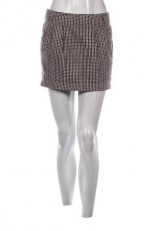 Пола Reserved, Размер S, Цвят Многоцветен, Цена 2,04 €