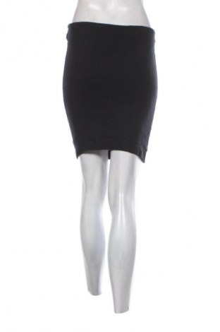 Пола Rossa Miss, Размер S, Цвят Черен, Цена 2,04 €