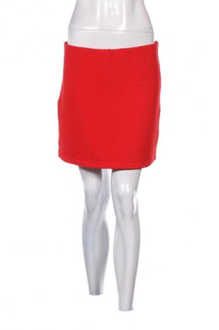 Пола Savida, Размер M, Цвят Червен, Цена 2,04 €