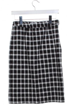 Пола Simple, Размер XS, Цвят Многоцветен, Цена 2,04 €